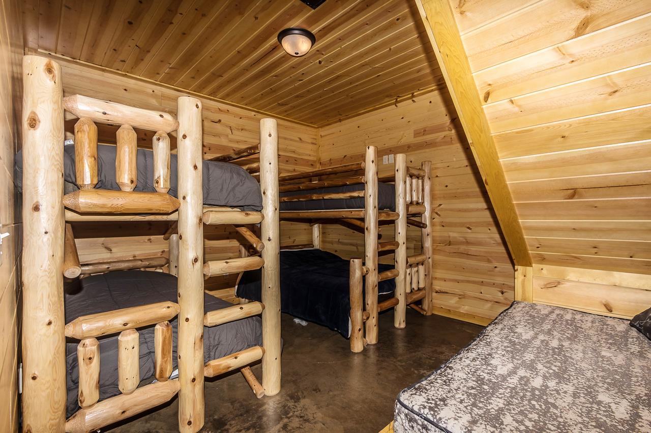 Hocking Hills Cabins & Resort Foxfire Logan Zewnętrze zdjęcie