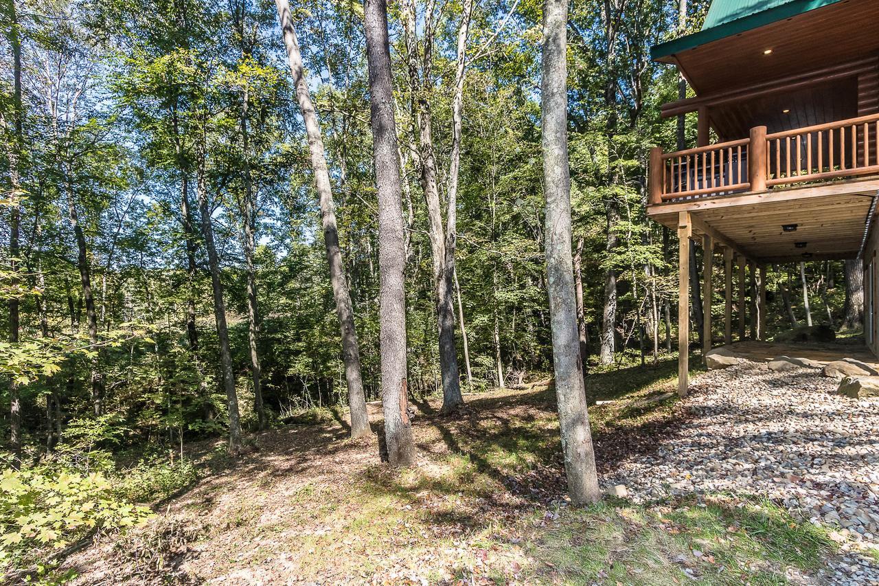 Hocking Hills Cabins & Resort Foxfire Logan Zewnętrze zdjęcie