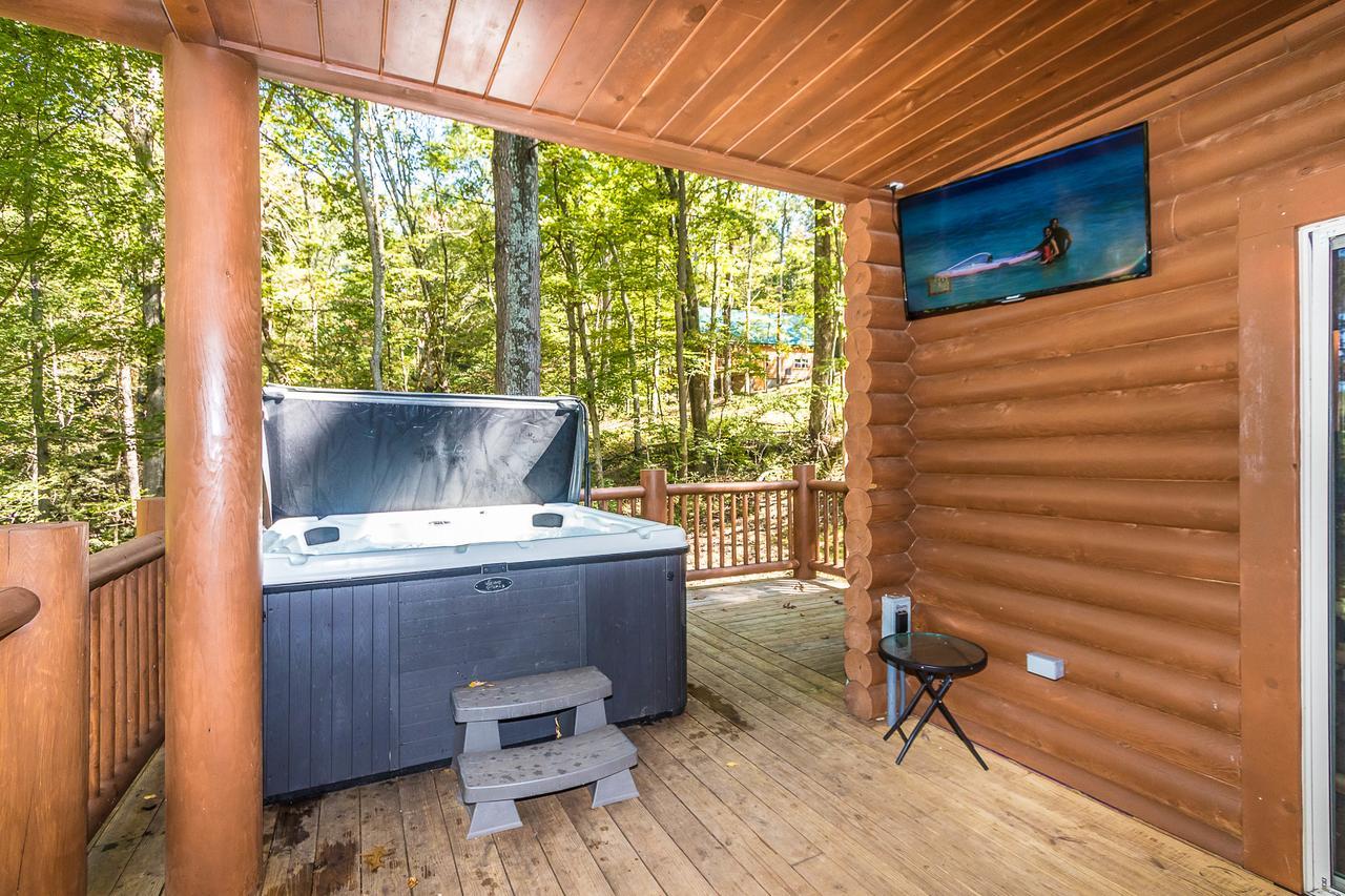 Hocking Hills Cabins & Resort Foxfire Logan Zewnętrze zdjęcie